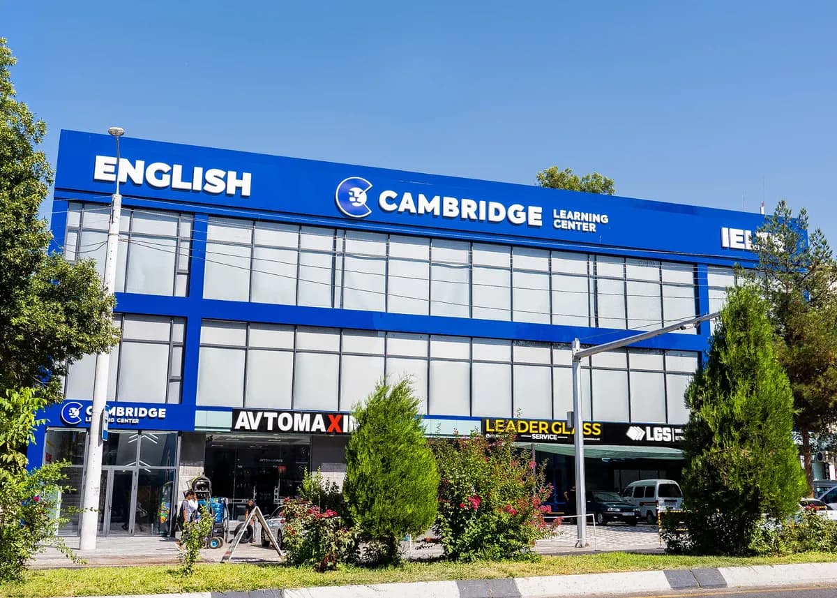 ilmora Ta'lim Markazi rasmi